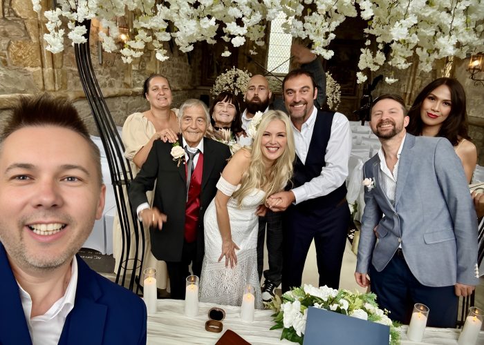 imagebts0R4C9EKhgdIomv57c